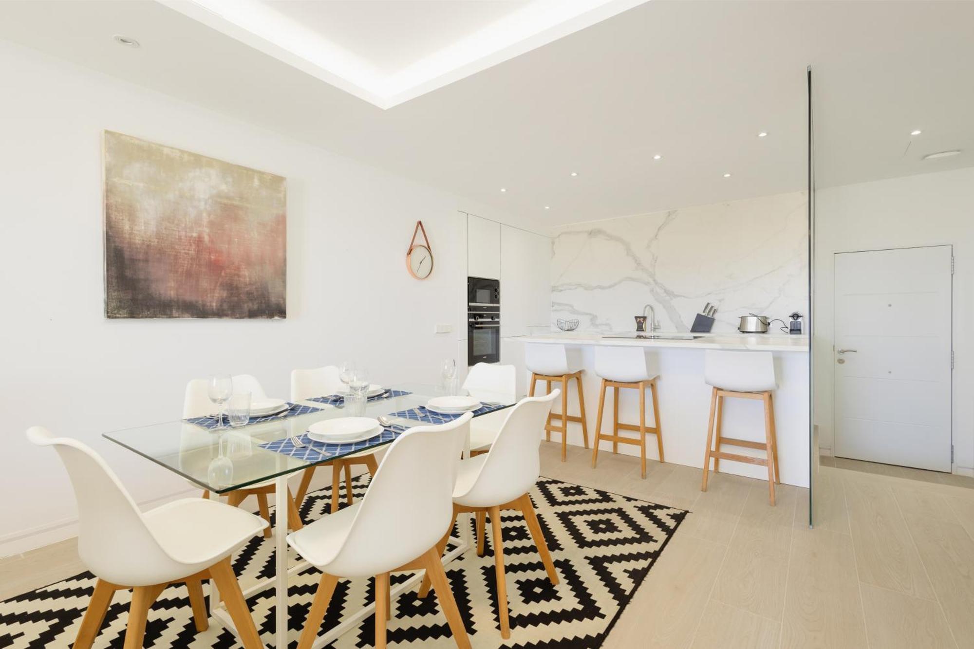 Lejlighed Renovated With Garden And Direct Access, East